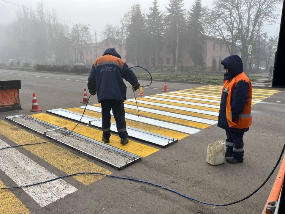 МУП «Простор» ежедневно выполняет все необходимые работы по содержанию городских улиц МУП «Простор» ежедневно выполняет все необходимые работы по содержанию городских улиц