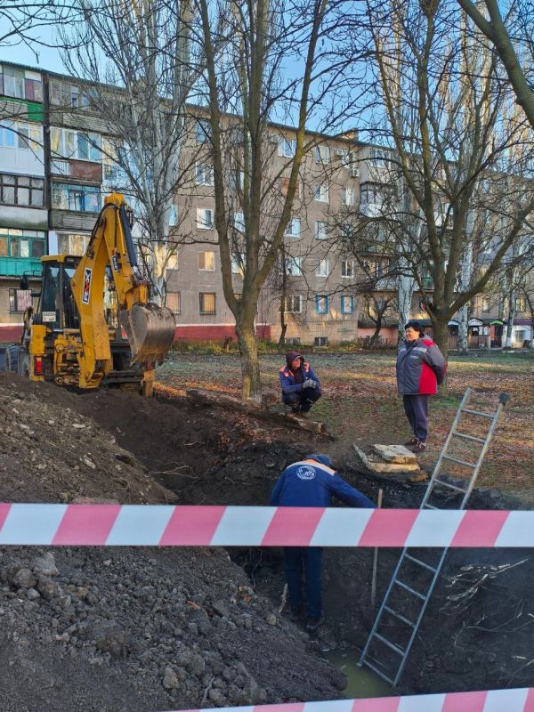 Роман Конев: ФИЛИАЛ «ГОРЛОВКАТЕПЛОСЕТЬ» ГУП ДНР «ДОНБАССТЕПЛОЭНЕРГО» Роман Конев: ФИЛИАЛ «ГОРЛОВКАТЕПЛОСЕТЬ» ГУП ДНР «ДОНБАССТЕПЛОЭНЕРГО»
