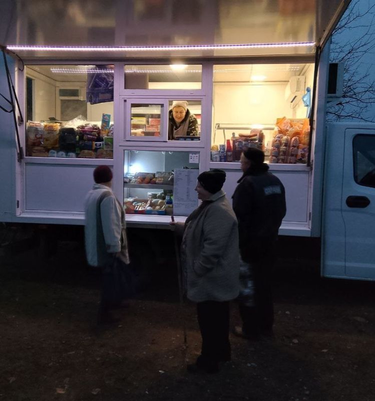 С 26 по 28 ноября 2025 года осуществлена выездная торговля с использованием автомагазинов в населенных пунктах городских округов Донецк, Горловка, Мариуполь, на территории г С 26 по 28 ноября 2025 года осуществлена выездная торговля с использованием автомагазинов в населенных пунктах городских округов Донецк, Горловка, Мариуполь, на территории г