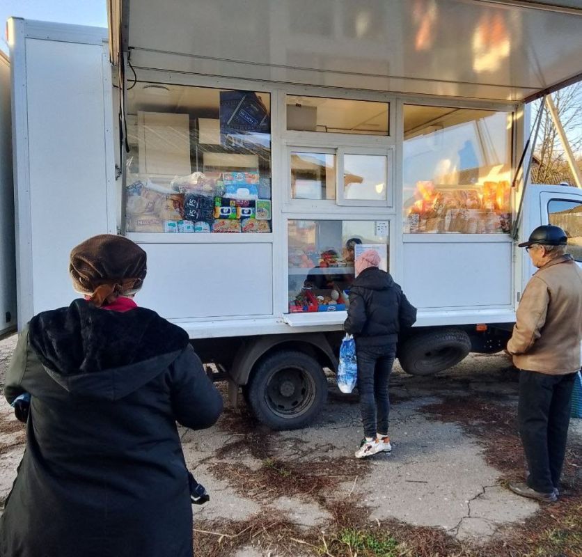 С 26 по 28 ноября 2025 года осуществлена выездная торговля с использованием автомагазинов в населенных пунктах городских округов Донецк, Горловка, Мариуполь, на территории г С 26 по 28 ноября 2025 года осуществлена выездная торговля с использованием автомагазинов в населенных пунктах городских округов Донецк, Горловка, Мариуполь, на территории г