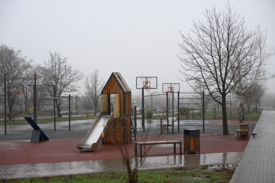 Денис Пушилин: В Торезе завершаем благоустройство двух парков — Центрального и парка «Юбилейный» Денис Пушилин: В Торезе завершаем благоустройство двух парков — Центрального и парка «Юбилейный»