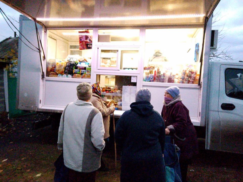 С 26 по 28 ноября 2025 года осуществлена выездная торговля с использованием автомагазинов в населенных пунктах городских округов Донецк, Горловка, Мариуполь, на территории г С 26 по 28 ноября 2025 года осуществлена выездная торговля с использованием автомагазинов в населенных пунктах городских округов Донецк, Горловка, Мариуполь, на территории г