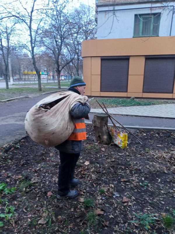 Роман Конев: Обзор выполненных работ МУНИЦИПАЛЬНЫМ УНИТАРНЫМ ПРЕДПРИЯТИЕМ «УПРАВЛЯЮЩАЯ КОМПАНИЯ ГОРОДА ГОРЛОВКА» Роман Конев: Обзор выполненных работ МУНИЦИПАЛЬНЫМ УНИТАРНЫМ ПРЕДПРИЯТИЕМ «УПРАВЛЯЮЩАЯ КОМПАНИЯ ГОРОДА ГОРЛОВКА»