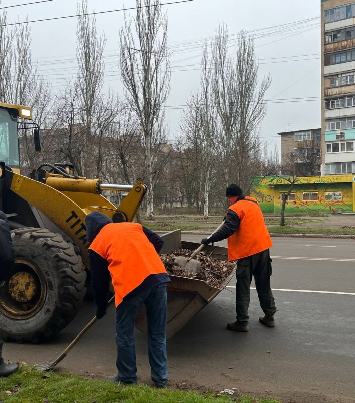 МУП «Простор» ежедневно выполняет все необходимые работы по содержанию городских улиц МУП «Простор» ежедневно выполняет все необходимые работы по содержанию городских улиц