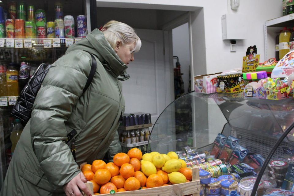 Иван Приходько: Активисты Народного контроля осуществили проверку ряда магазинов в Центрально-Городском районе Горловки Иван Приходько: Активисты Народного контроля осуществили проверку ряда магазинов в Центрально-Городском районе Горловки