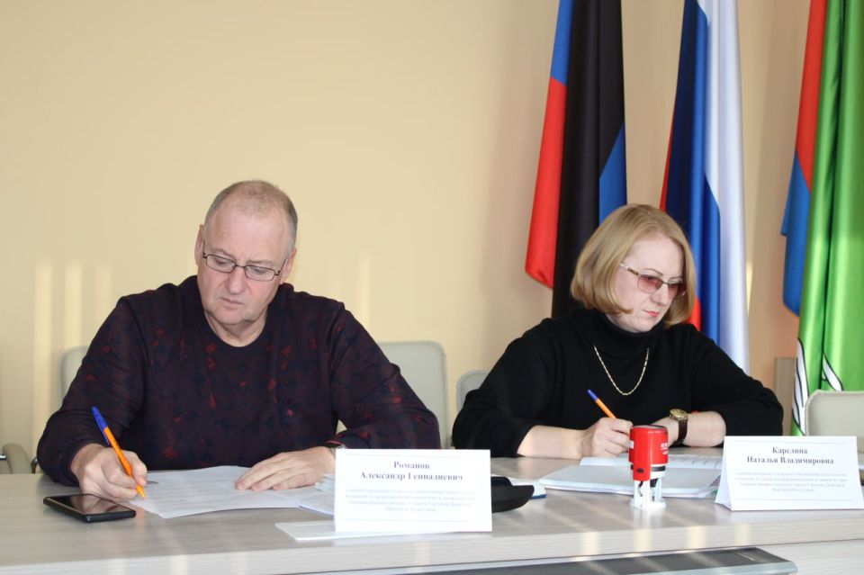 Состоялось заседание комиссии по делам несовершеннолетних и защите их прав администрации городского округа Горловка Состоялось заседание комиссии по делам несовершеннолетних и защите их прав администрации городского округа Горловка