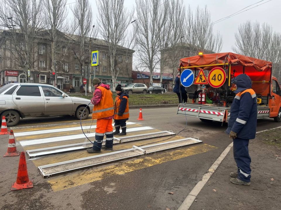 Роман Конев: О дорожных работах МУНИЦИПАЛЬНОГО УНИТАРНОГО ПРЕДПРИЯТИЯ «ПРОСТОР» АДМИНИСТРАЦИИ ГОРОДСКОГО ОКРУГА ГОРЛОВКА ДОНЕЦКОЙ НАРОДНОЙ РЕСПУБЛИКИ