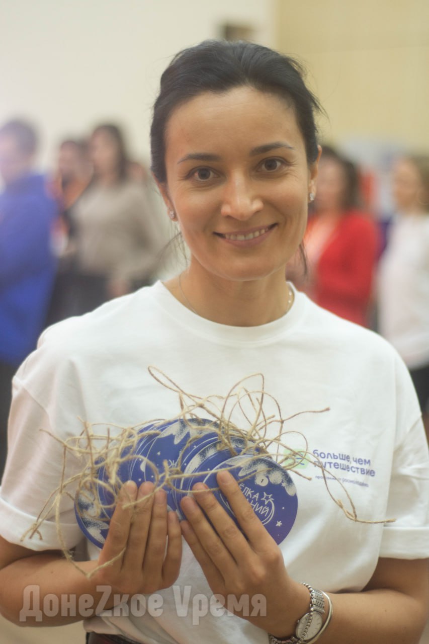 Исполнят заветные детские мечты: в Донецке стартовала благотворительная акция «Елка желаний» Исполнят заветные детские мечты: в Донецке стартовала благотворительная акция «Елка желаний»