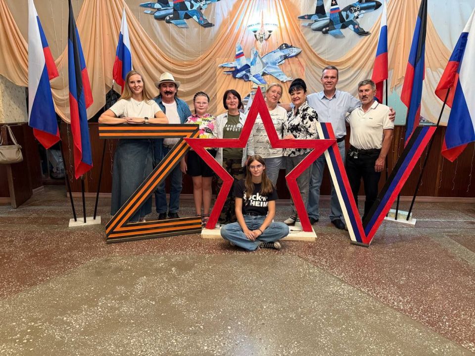 Уважаемые земляки, дорогие друзья! Уважаемые земляки, дорогие друзья!