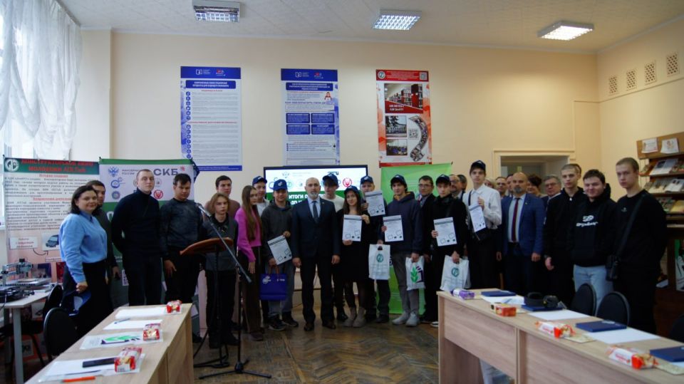 ���� ���������: ���������� ��������� �3D ��������� �������� ������ �� ���� ������������ ��������������� ���� ���_��� (�������� ���������) � �������� (�������� ���������) � ������������-�������� ��������� (�������) ����� ��...