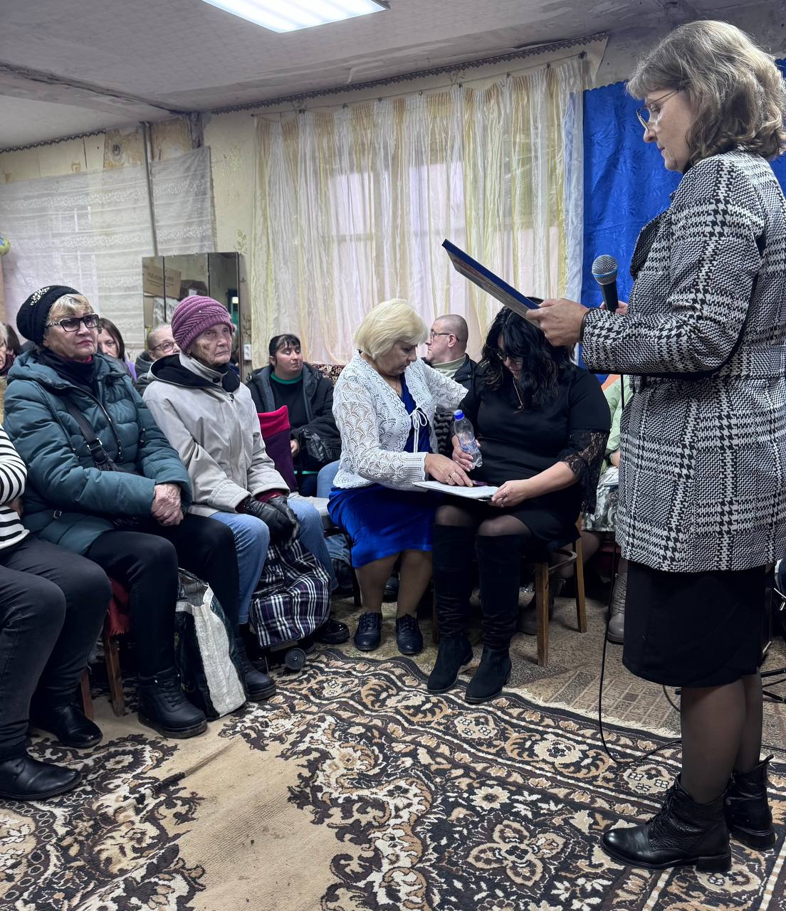 Иван Приходько: Финансовый щит от Автомобильно-дорожного института: волонтеры учат разбираться в финансах тех, кто легко может стать жертвой мошенников! Иван Приходько: Финансовый щит от Автомобильно-дорожного института: волонтеры учат разбираться в финансах тех, кто легко может стать жертвой мошенников!