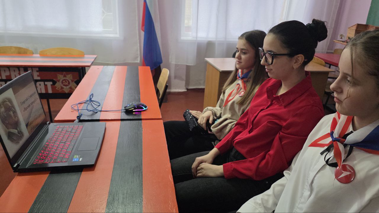 Иван Приходько: В Горловке прошел Памятный вечер «Память нам о Вас дана в награду» Иван Приходько: В Горловке прошел Памятный вечер «Память нам о Вас дана в награду»