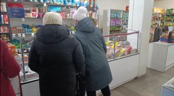 Иван Приходько: Активисты Народного контроля осуществили проверку ряда магазинов в Калининском районе Горловки