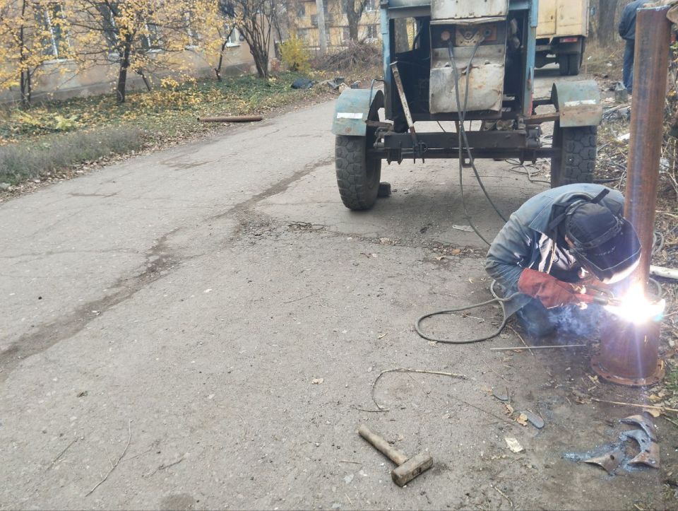 Роман Конев: ФИЛИАЛ «ГОРЛОВСКОЕ ПУВКХ» ГУП ДНР «ВОДА ДОНБАССА» Роман Конев: ФИЛИАЛ «ГОРЛОВСКОЕ ПУВКХ» ГУП ДНР «ВОДА ДОНБАССА»