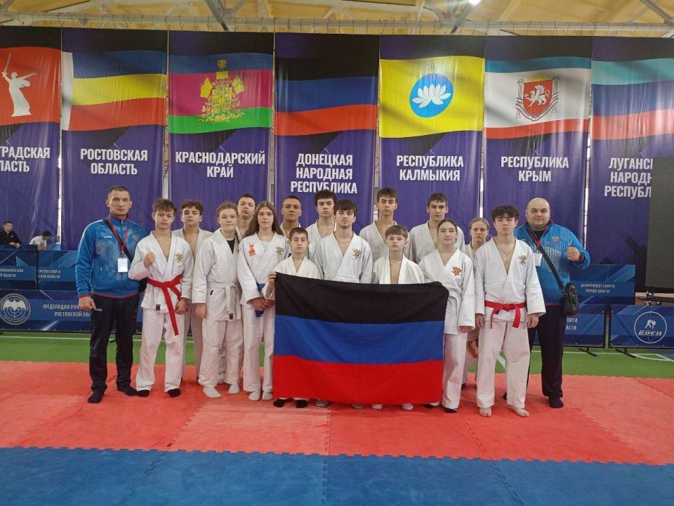 Восемь медалей завоевали спортсмены из ДНР на Чемпионате по рукопашному бою