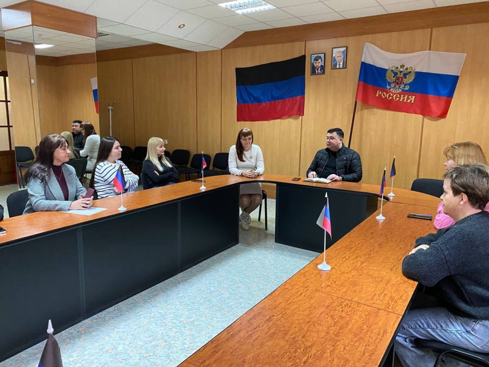 ���� ���������: � ����������-��������� ������ �������� ������ ������� � �������� �����������