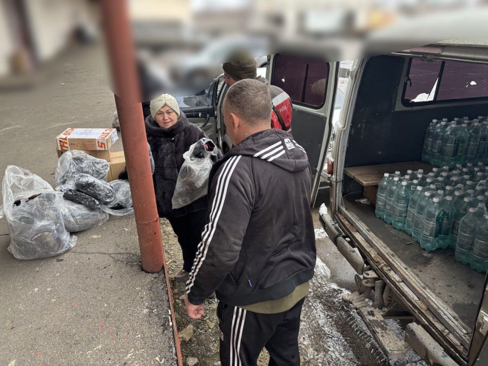 Горловчанки с любовью Zащитникам! Горловчанки с любовью Zащитникам!