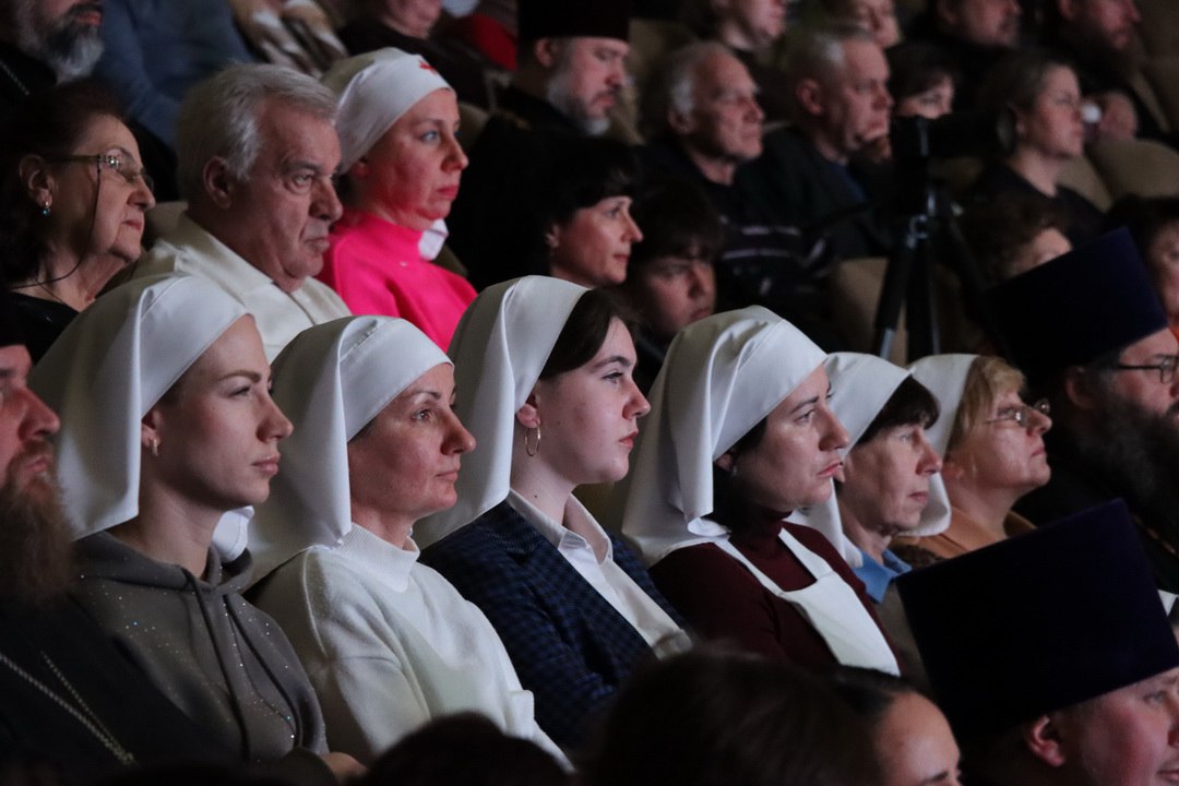 Олег Трофимов: В Донецке прошли Рождественские чтения Олег Трофимов: В Донецке прошли Рождественские чтения