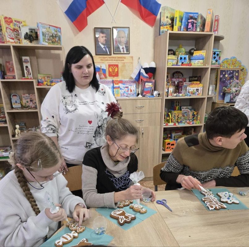 Горловский центр реабилитации подарил радость и творчество детям Дебальцево Горловский центр реабилитации подарил радость и творчество детям Дебальцево