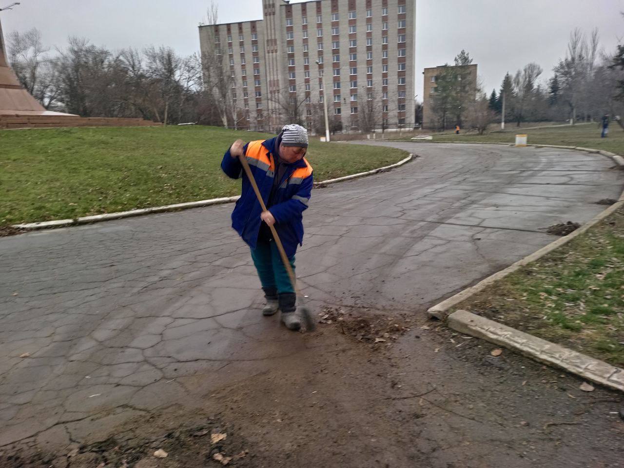 МУП «Простор» ежедневно выполняет все необходимые работы по содержанию городских улиц МУП «Простор» ежедневно выполняет все необходимые работы по содержанию городских улиц