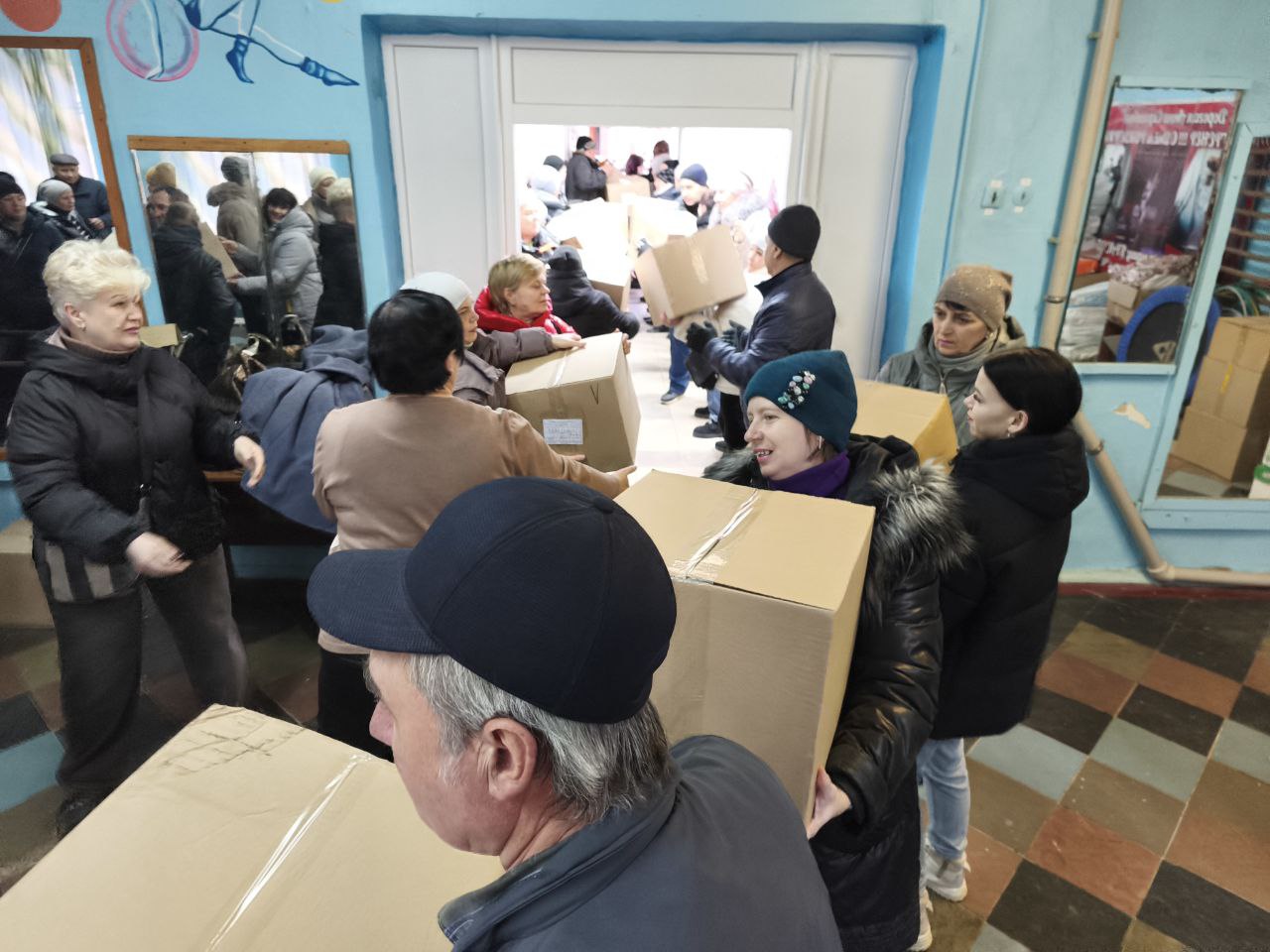 Иван Приходько: Новогодние подарки от шефа-региона Кузбасса для юных горловчан Иван Приходько: Новогодние подарки от шефа-региона Кузбасса для юных горловчан