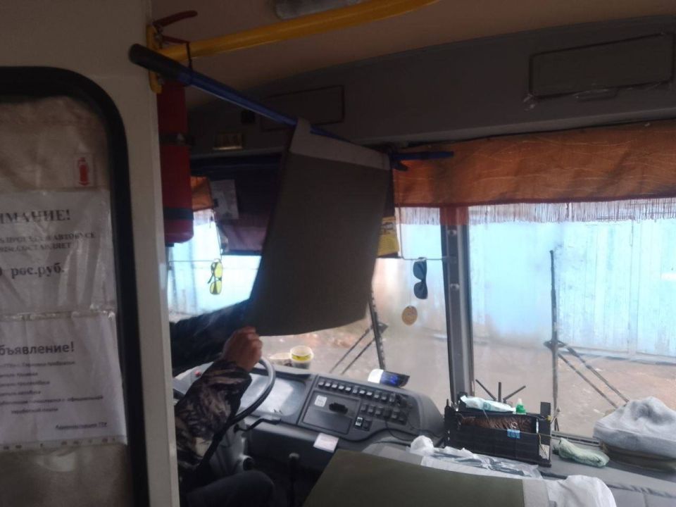 На одном из автобусных маршрутов Горловки установили бронешаль На одном из автобусных маршрутов Горловки установили бронешаль