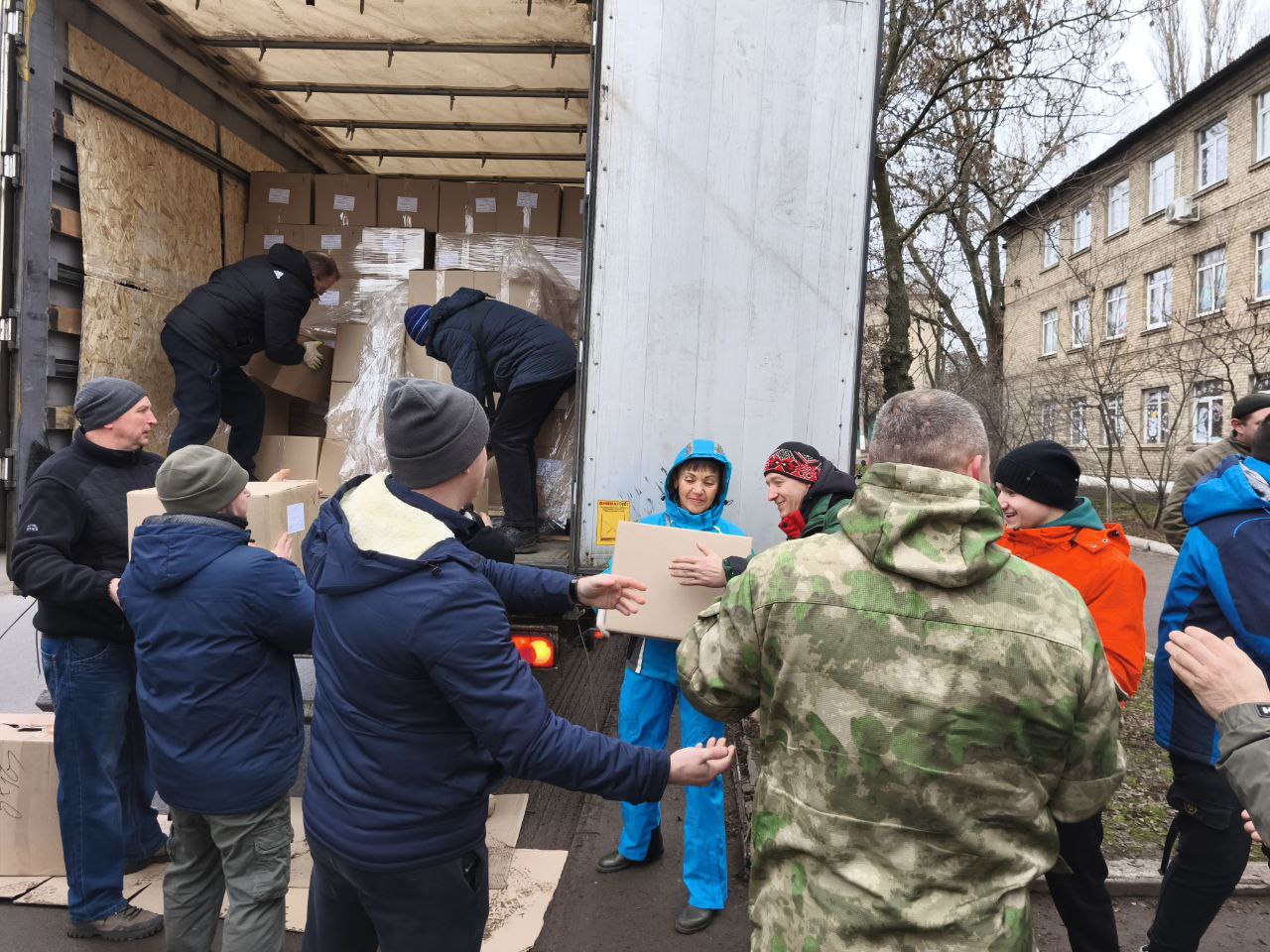 Иван Приходько: Новогодние подарки от шефа-региона Кузбасса для юных горловчан Иван Приходько: Новогодние подарки от шефа-региона Кузбасса для юных горловчан