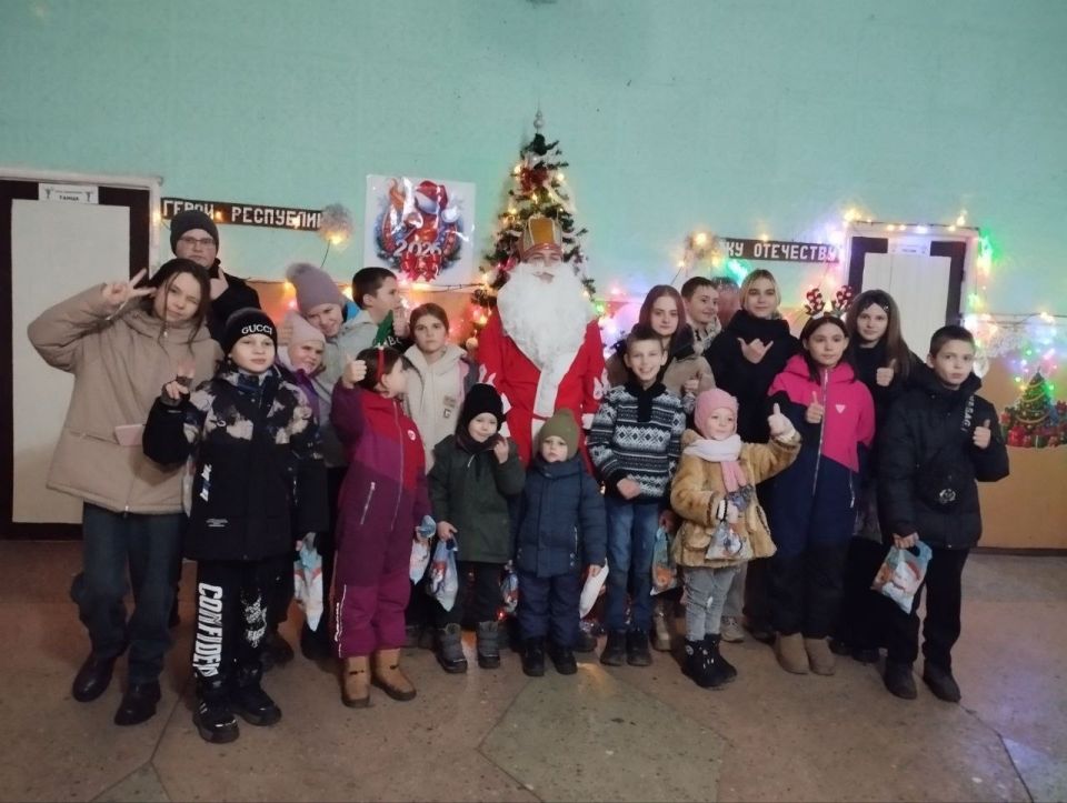 Иван Приходько: Активисты Калининского района включились в проект «Дети Донбасса» Иван Приходько: Активисты Калининского района включились в проект «Дети Донбасса»