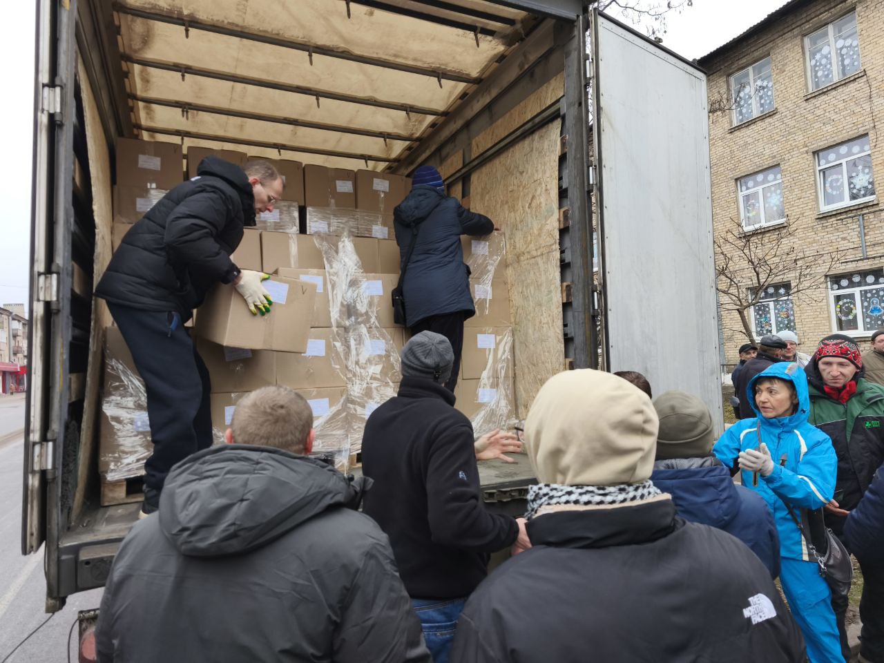 Иван Приходько: Новогодние подарки от шефа-региона Кузбасса для юных горловчан Иван Приходько: Новогодние подарки от шефа-региона Кузбасса для юных горловчан