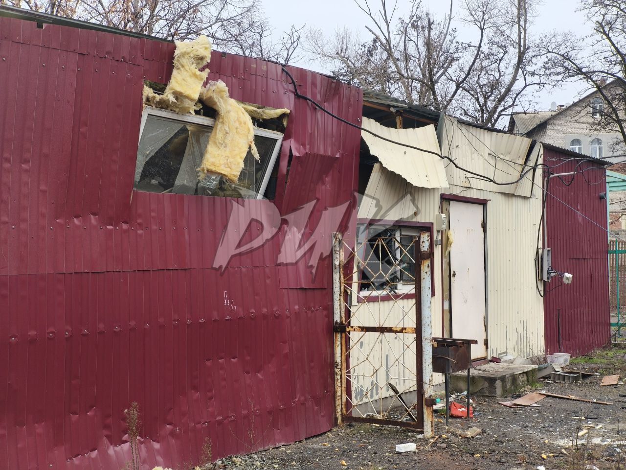 Иван Приходько: Последствия артудара ВФУ. Посёлок машиностроительного завода им. С. М. Кирова Иван Приходько: Последствия артудара ВФУ. Посёлок машиностроительного завода им. С. М. Кирова