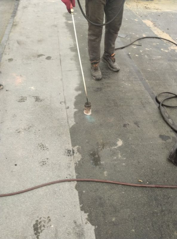 Иван Приходько: Уважаемые жители Горловки! Представляю вам еженедельный отчет о деятельности Горловского филиала единого регионального фонда по управлению многоквартирными домами на территории Донецкой Народной Республики