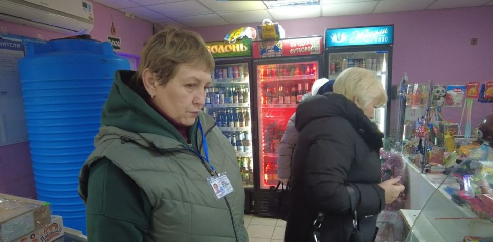 Иван Приходько: Активисты Народного контроля осуществили проверку ряда магазинов в Калининском районе Горловки