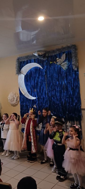 Волшебство в декабре: юные таланты подарили тепло старшему поколению Горловки