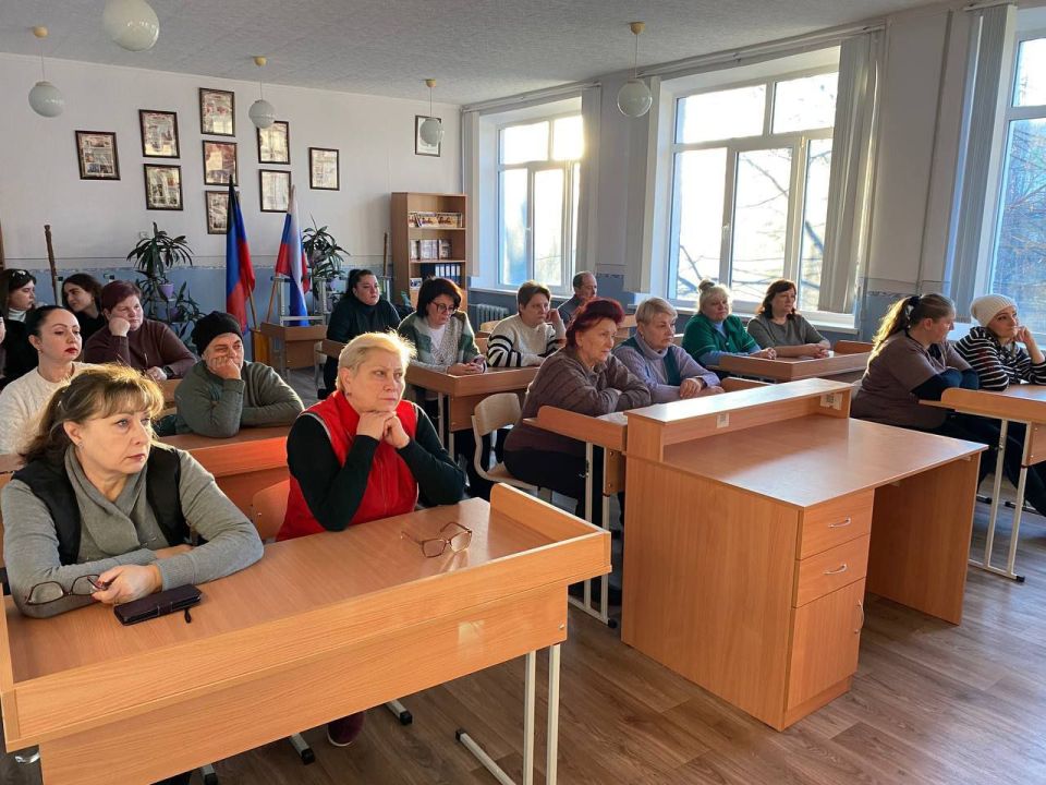 ���� ���������: � ����������-��������� ������ �������� ������ ������� � �������� �����������