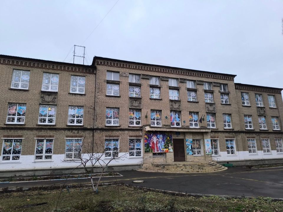 Иван Приходько: Праздничные окна: Калининский район встречает Новый год