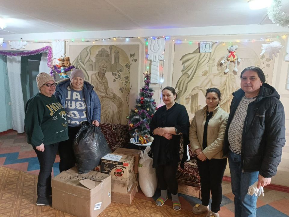 От Самары до Кемерово: как «Караван добра» доставил помощь в Горловку благодаря неравнодушным сердцам От Самары до Кемерово: как «Караван добра» доставил помощь в Горловку благодаря неравнодушным сердцам