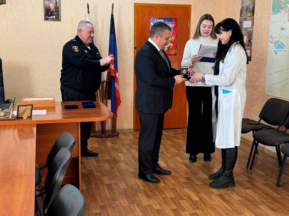 Вручение наград медработникам из Волгограда Вручение наград медработникам из Волгограда