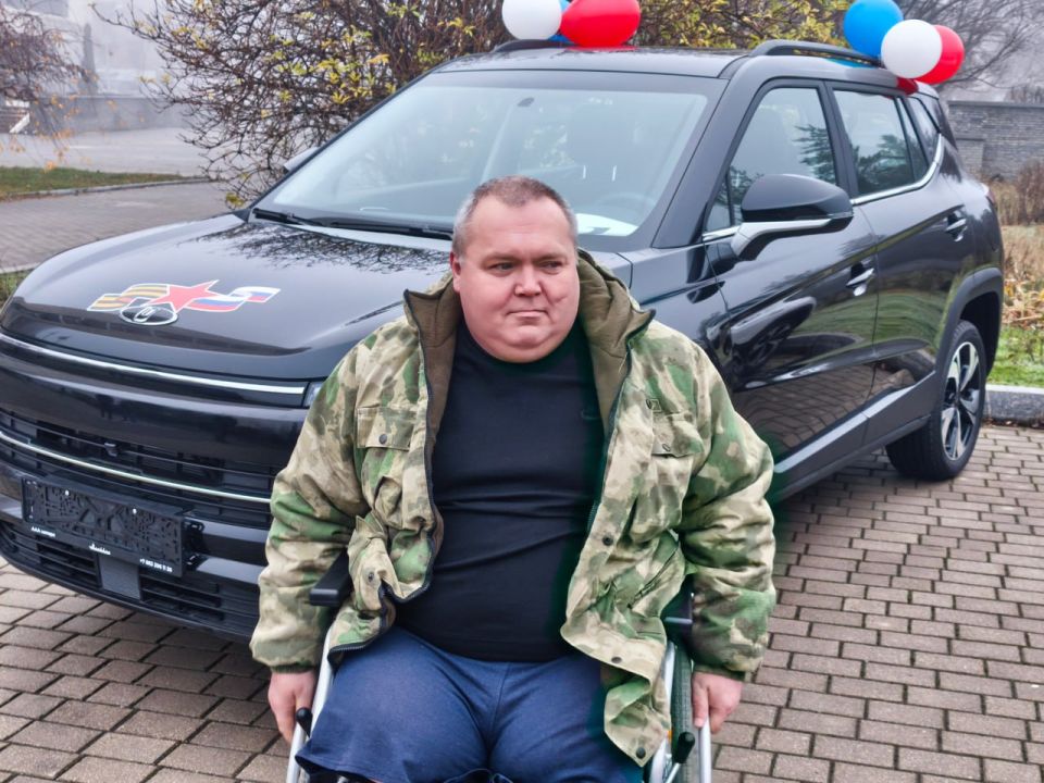 Недавно состоялась очередная торжественная церемония вручения ключей от автомобилей