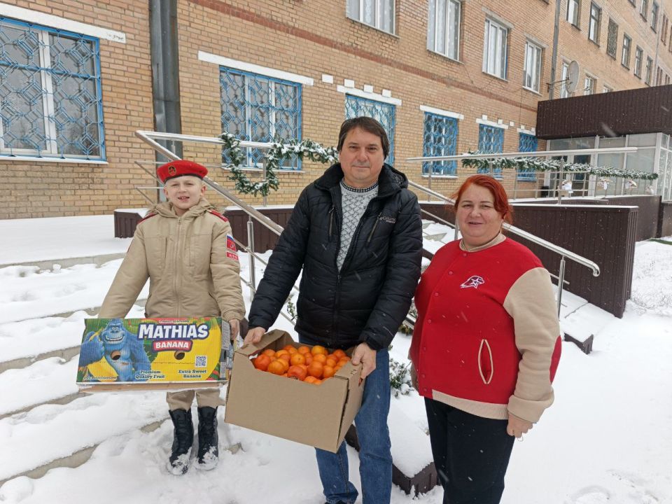 Витамины к новогодним праздникам для воспитанников детских центров Горловки!