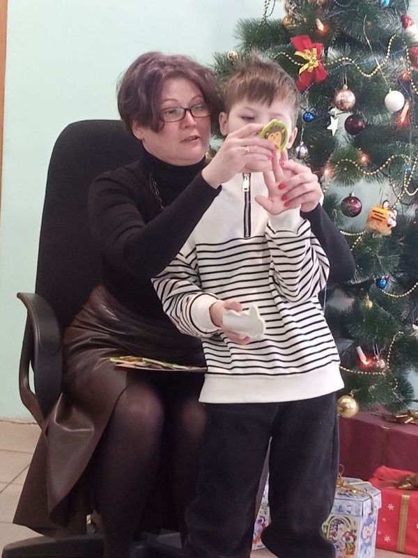 На базе ЦППМСП Г. О. Горловка ГБУ ДРУМЦ ПС прошли новогодние мероприятия На базе ЦППМСП Г. О. Горловка ГБУ ДРУМЦ ПС прошли новогодние мероприятия