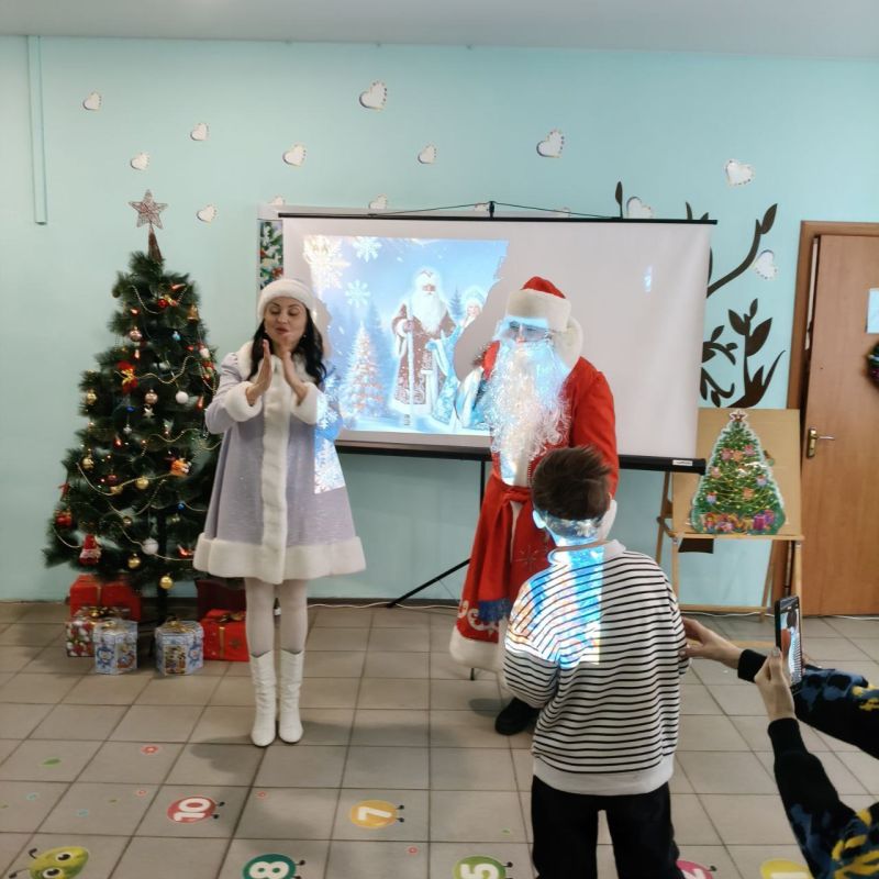 На базе ЦППМСП Г. О. Горловка ГБУ ДРУМЦ ПС прошли новогодние мероприятия