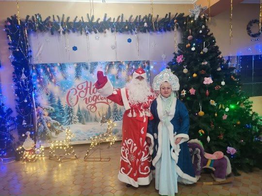 В Калининском районе Горловки продолжается реализация проекта «Дети Донбасса» В Калининском районе Горловки продолжается реализация проекта «Дети Донбасса»