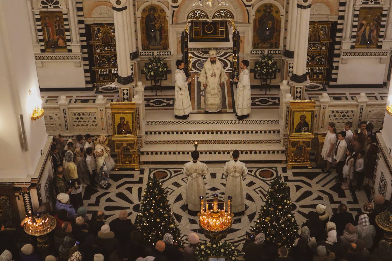 В Горловке отпраздновали Рождество Христово В Горловке отпраздновали Рождество Христово