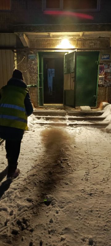 Иван Приходько: Уважаемые жители Горловки! Представляю вам еженедельный отчет о деятельности Горловского филиала единого регионального фонда по управлению многоквартирными домами на территории Донецкой Народной Республики Иван Приходько: Уважаемые жители Горловки! Представляю вам еженедельный отчет о деятельности Горловского филиала единого регионального фонда по управлению многоквартирными домами на территории Донецкой Народной Республики