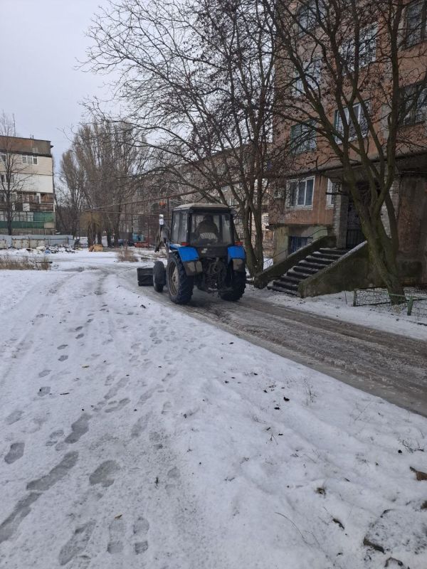 Иван Приходько: Уважаемые жители Горловки! Представляю вам еженедельный отчет о деятельности Горловского филиала единого регионального фонда по управлению многоквартирными домами на территории Донецкой Народной Республики Иван Приходько: Уважаемые жители Горловки! Представляю вам еженедельный отчет о деятельности Горловского филиала единого регионального фонда по управлению многоквартирными домами на территории Донецкой Народной Республики