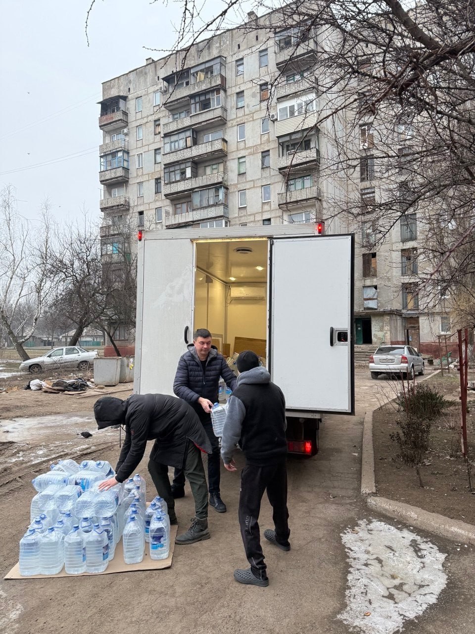 Роман Конев: 14 января 2026 года депутаты Горловского городского совета от фракции «Единая Россия» – София Потапова, Светлана Евсеенко, Николай Гальченко, Елена Кузьмина, Алексей Костин, Александр Бобровский – посетили места... Роман Конев: 14 января 2026 года депутаты Горловского городского совета от фракции «Единая Россия» – София Потапова, Светлана Евсеенко, Николай Гальченко, Елена Кузьмина, Алексей Костин, Александр Бобровский – посетили места...