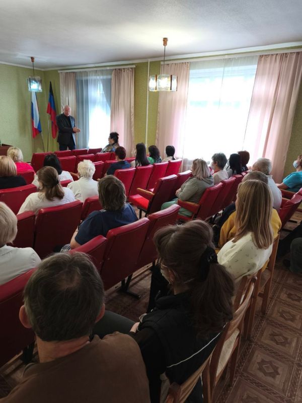 Роман Конев: 14 января 2026 года депутаты Горловского городского совета от фракции «Единая Россия» — Евгений Прокопович и Геннадий Маюров в рамках исполнения поручения Главы Донецкой Народной Республики Дениса Пушилина...