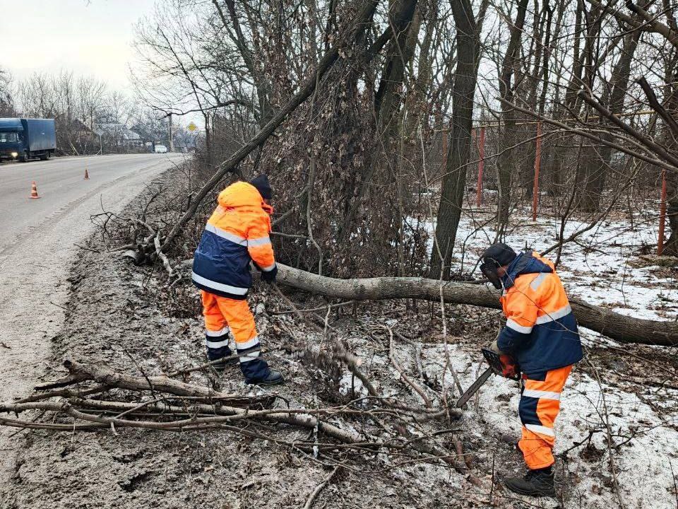 Информируем, что сделали в рамках зимнего содержания дорог общего пользования за минувшие сутки: Информируем, что сделали в рамках зимнего содержания дорог общего пользования за минувшие сутки: