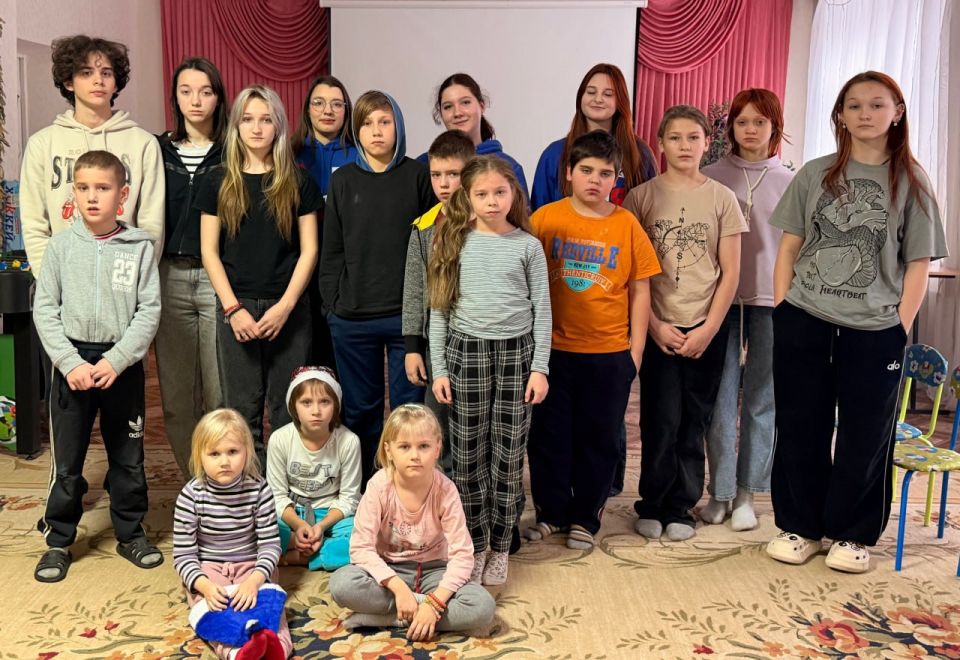 Иван Приходько: В рамках партийного проекта «Старший брат» партии Единая Россия в период рождественских каникул для ребят, оказавшихся в сложной жизненной ситуации, были проведены рождественские утренники, направленные на... Иван Приходько: В рамках партийного проекта «Старший брат» партии Единая Россия в период рождественских каникул для ребят, оказавшихся в сложной жизненной ситуации, были проведены рождественские утренники, направленные на...