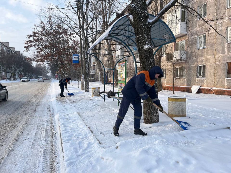 МУП «Простор» ежедневно выполняет все необходимые работы по содержанию городских улиц МУП «Простор» ежедневно выполняет все необходимые работы по содержанию городских улиц